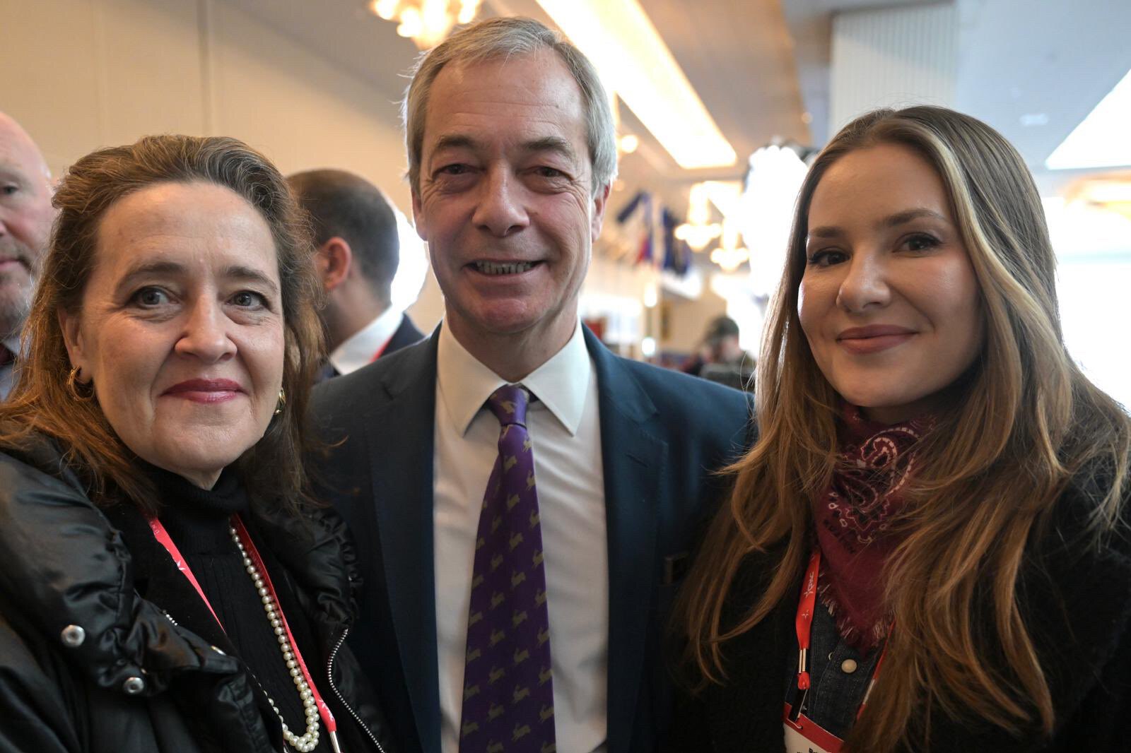 ☘️☘️奈杰尔·法拉奇……🔥


☘️☘️很高兴回到@CPAC 。今天下午 3:35（美国东部时间）观看我的演讲。 👌