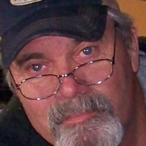 💯 % ULTRA MAGA AMERICAN PATRIOT! 🇺🇸 
Joshua 1:9 BE Strong and Courageous. Do not be afraid for the Lord your God will...