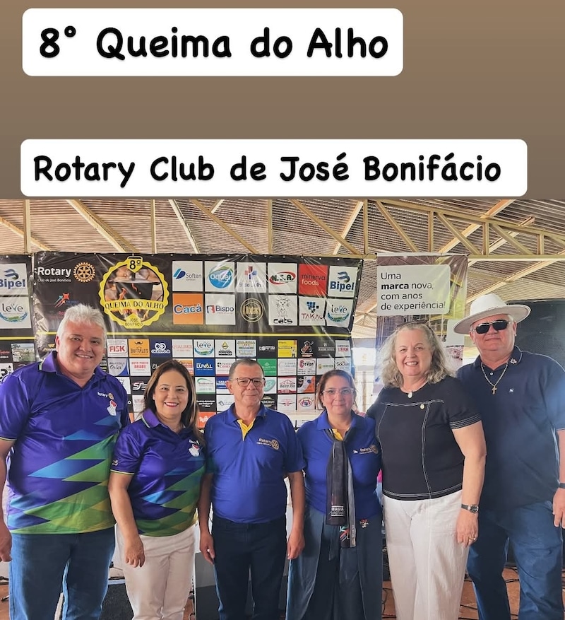 Texto do casal Gov. Eleito do Distrito 4480 - Lelo e Cláudia Maset:

Na 8° Queima do alho do Rotary ...