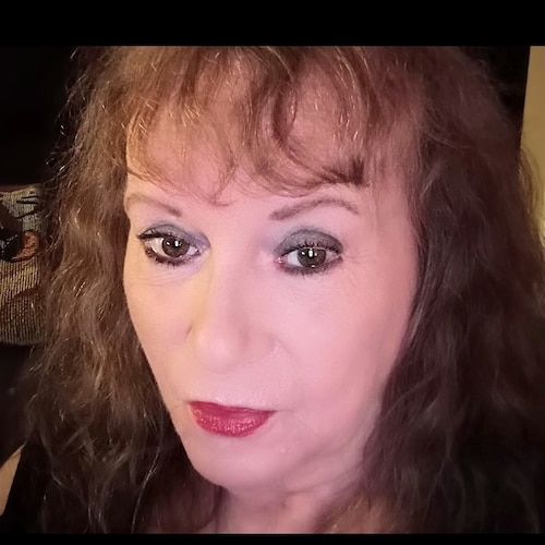 CHRISTIAN, CONSERVATIVE PATRIOT 💃❤️ LOVE GOD,FAMILY, COUNTRY TRUMP WON 🇺🇸 PROLIFE, PRO NRA, WWGIWGA 🇺🇸 PUREBLOOD🙏✝️ 🇺🇸🇮🇱 🙏❤️