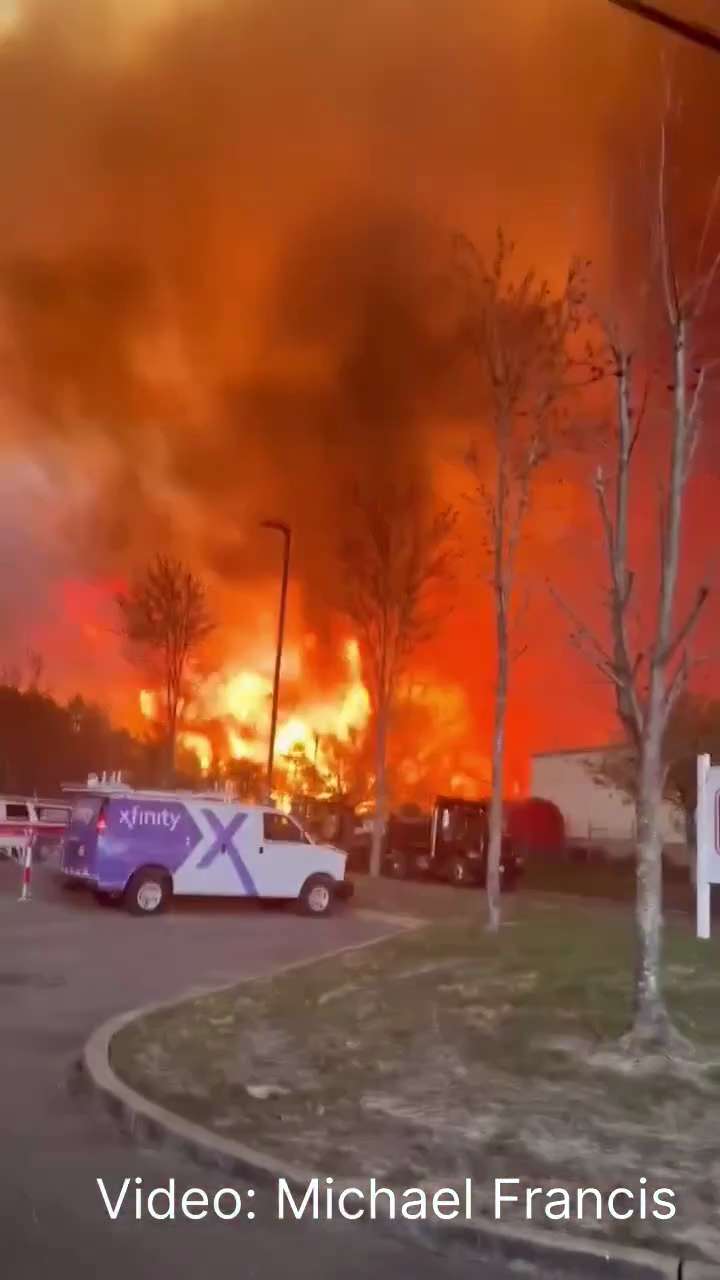 🇺🇸 Waldbrand in New Jersey - die handgemachten Fakten für den Klimawandel - 19-Jähriger soll Brand...