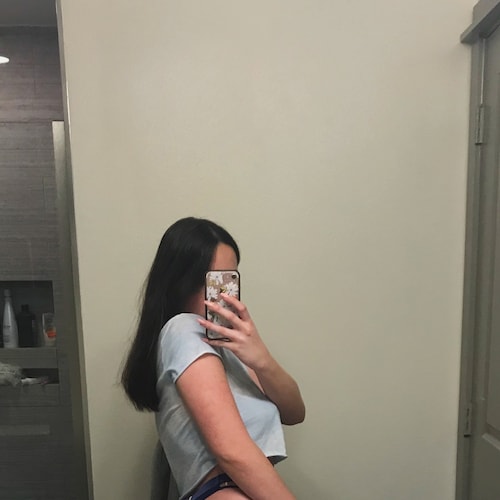 Sweet with a hint of trouble. I don’t bite… unless you ask nicely. Slide in if you’re bold enough.