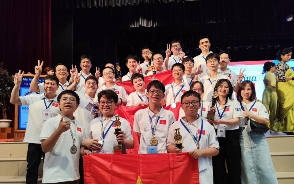 Học Toán không còn áp lực với gia sư lớp 6 tại Hà Nội

Khi con chán học, tiếp thu chậm hoặc không th...