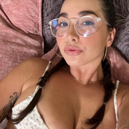 Hi guys Am Rose Merry by name I was born in Los Angeles CA and I move to Houston Texas now I divorced , Am looking for s...