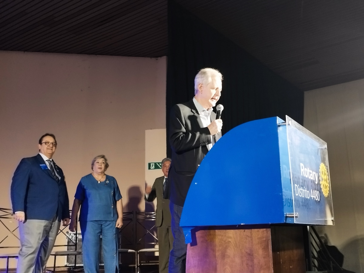 O segundo dia da 48ª Conferência Distrital foi marcado por palestras, homenagens e o jantar de másca...