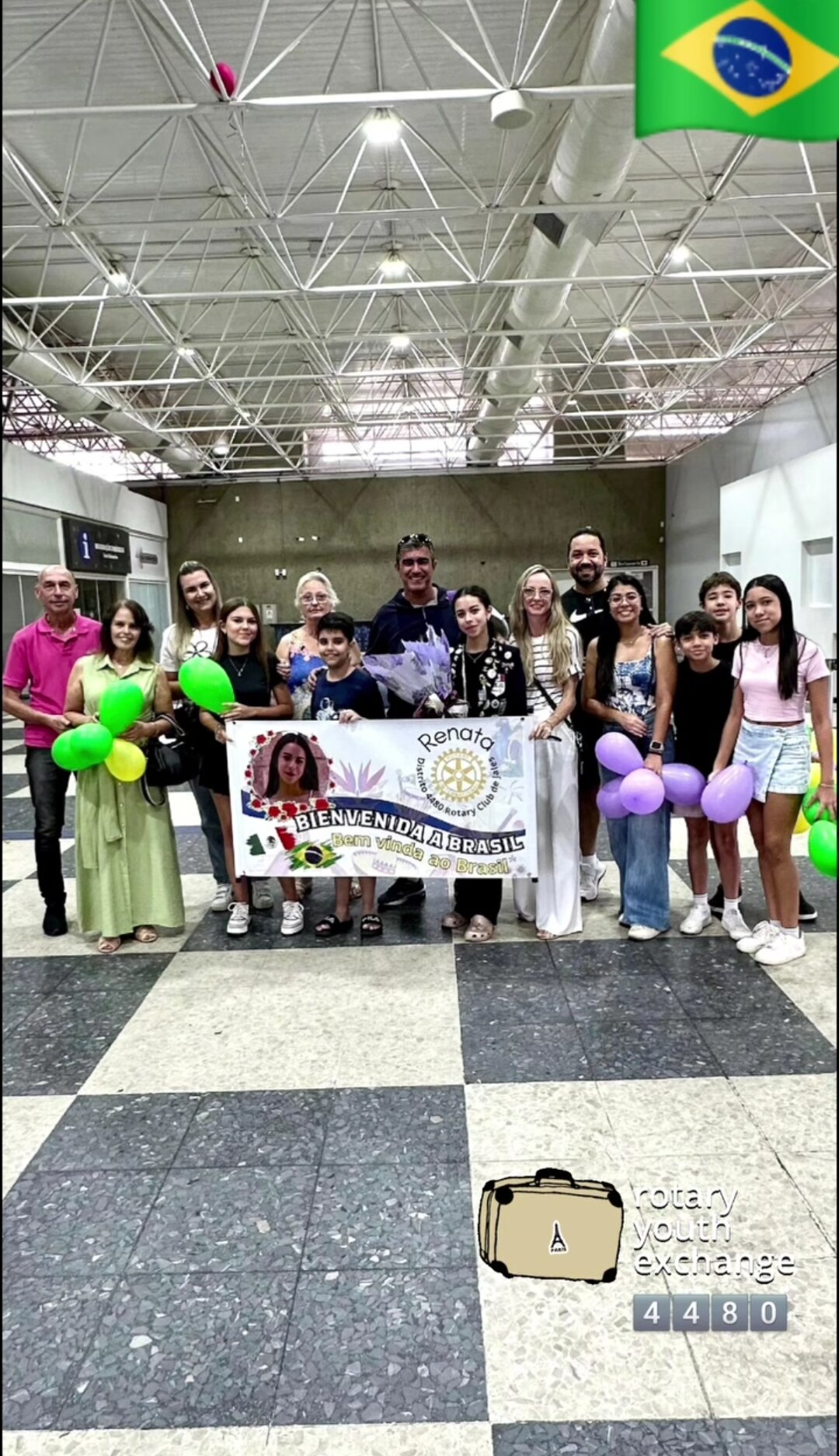 Texto do YEP 4480

Em nosso chegadas e partidas temos o desembarque da nossa querida Renata, mexican...