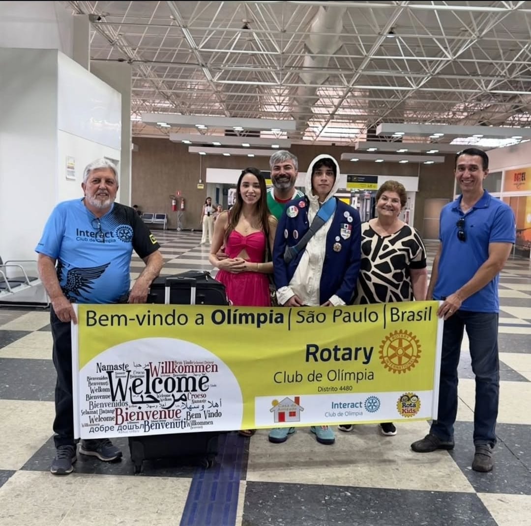 Texto do YEP 4480

Em nosso chegadas e partidas, o desembarque do nosso querido Emiliano, diretament...