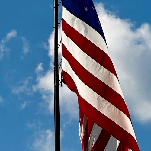 Christian author of Twice A Warrior. Vietnam combat Marine. married to Debra. Believe in God and that he sent his Son to...