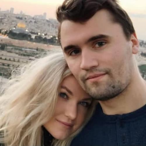 LOVE GOD COUNTRY
CONSTITUTION
MUSIC 🎶✴️ RED 🍷 LOVE MY FAMILY FRIENDS PATRIOTS OF AMERICA. GOD BLESS PRESIDENT TRUMP HI...