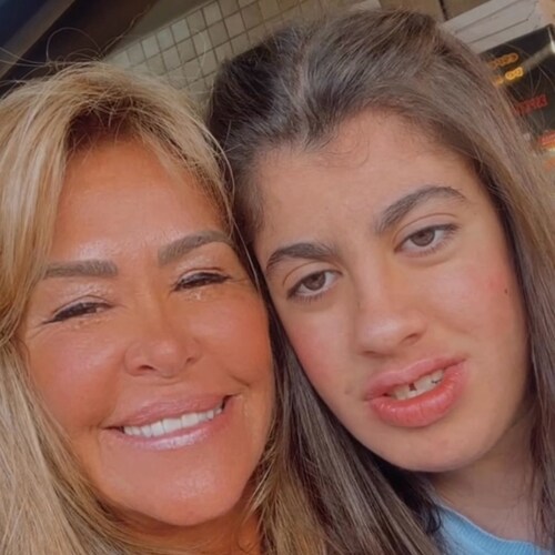 Visit cleuzafonseca's profile on GETTR. View their posts, photos, videos, and connect with them on the social platform.