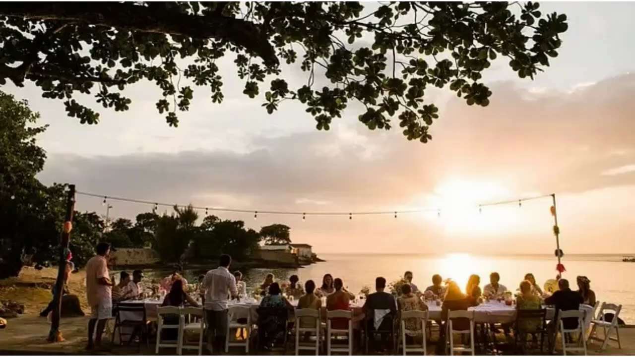 If your dream is to exchange vows surrounded by breathtaking natural beauty, warm Caribbean breezes,...