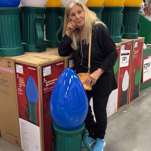 Born and Raised in New York and Proud to be an American
Now living in a Free State🌴