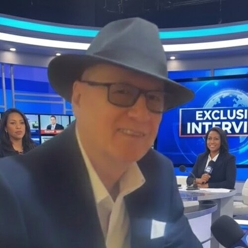 SCRIPTURE NEWS COMBINES SCRIPTURE WITH CURRENT EVENTS AND POLITICAL OPINION. 
I follow back all legitimate accounts