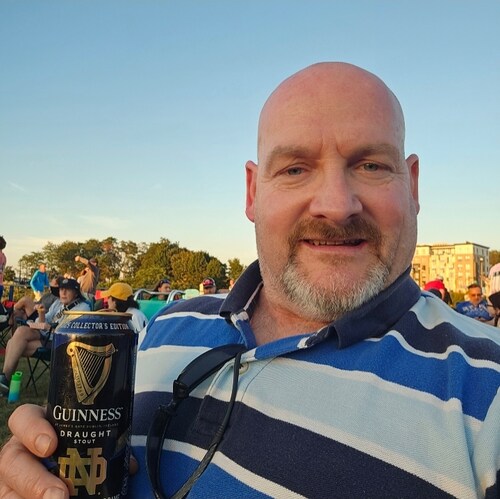 I am a conservative American who supports our Constitution and Bill of Rights. I support American 1ST Policies & MAGA. P...