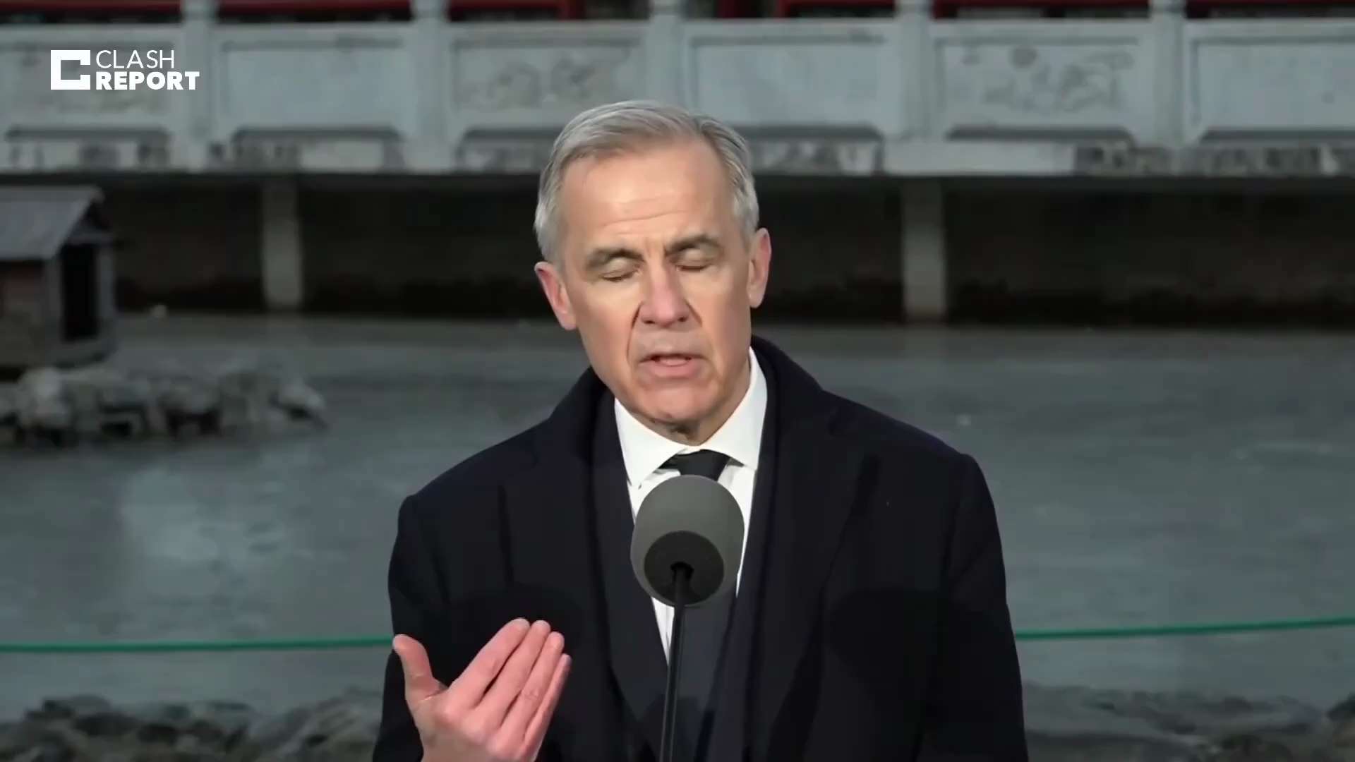 JUST IN - Canada PM Carney explains his "new world order" with Communist China.
