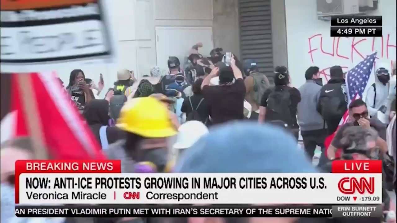 Eric Daugherty:
🚨 EVEN CNN admitted this is an insurrection.

“You can see an officer back there. H...