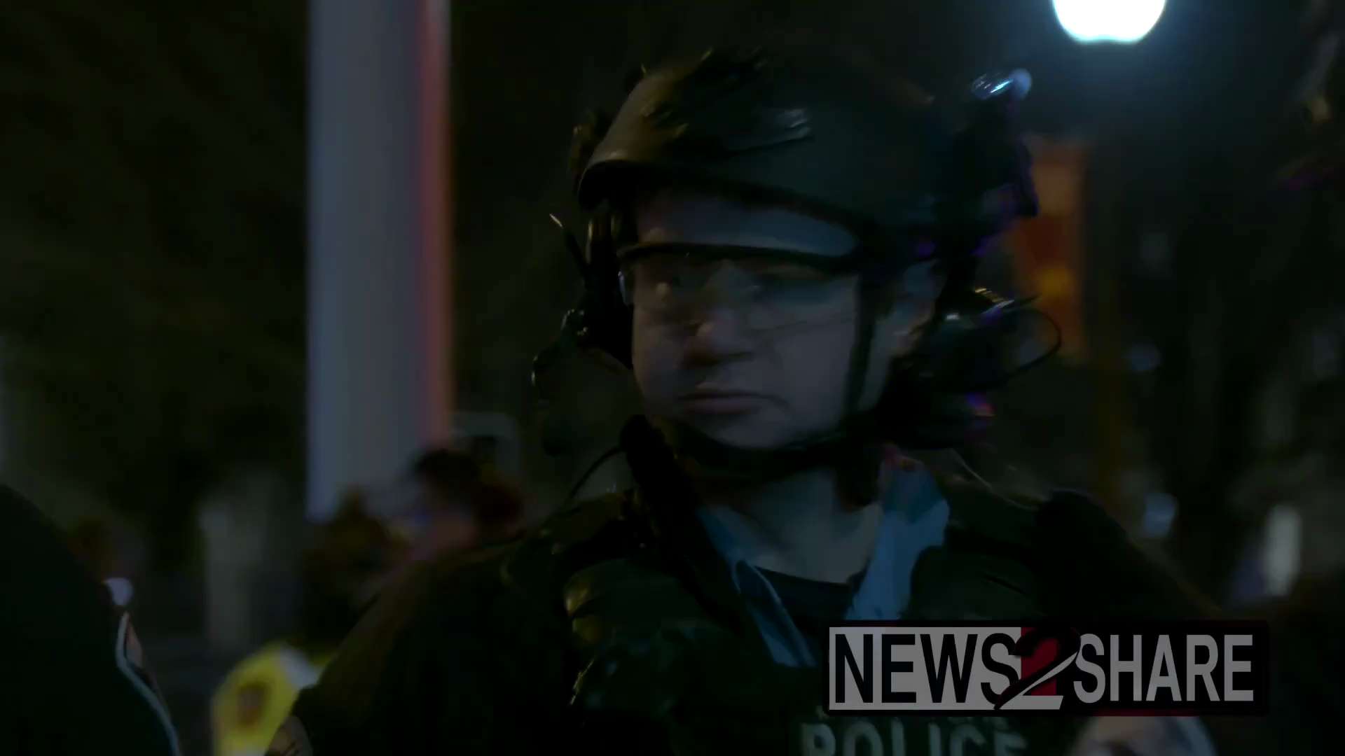 🚨 BREAKING: Police in Minneapolis ARRESTED leftist rioters who were stalking ICE agents at the Hilt...