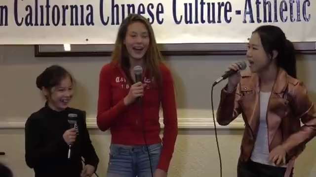 2018年北加州,当时Alysa Liu刘美贤12岁和Eileen Gu 谷爱凌15岁
Alysa13岁时，成为美国女子花样滑冰历史上最年轻冠军.
