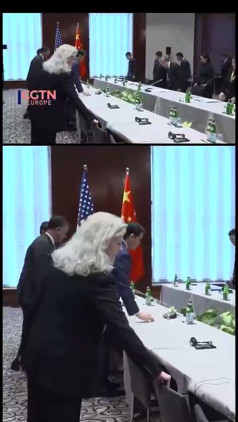 🚨突发：中共外长王毅在慕尼黑安全会议与美国国务卿马尔科·鲁比奥举行会晤。

此次会面发生在中美双方保持持续外交互动的背景下。
