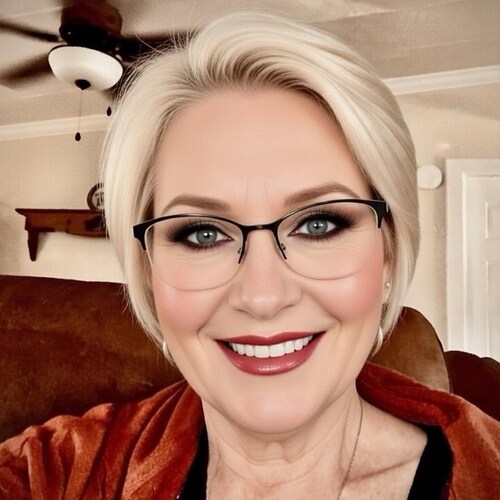 retired musician, mother, grandmother, wife. Most of all, someone who loves America 🇺🇸