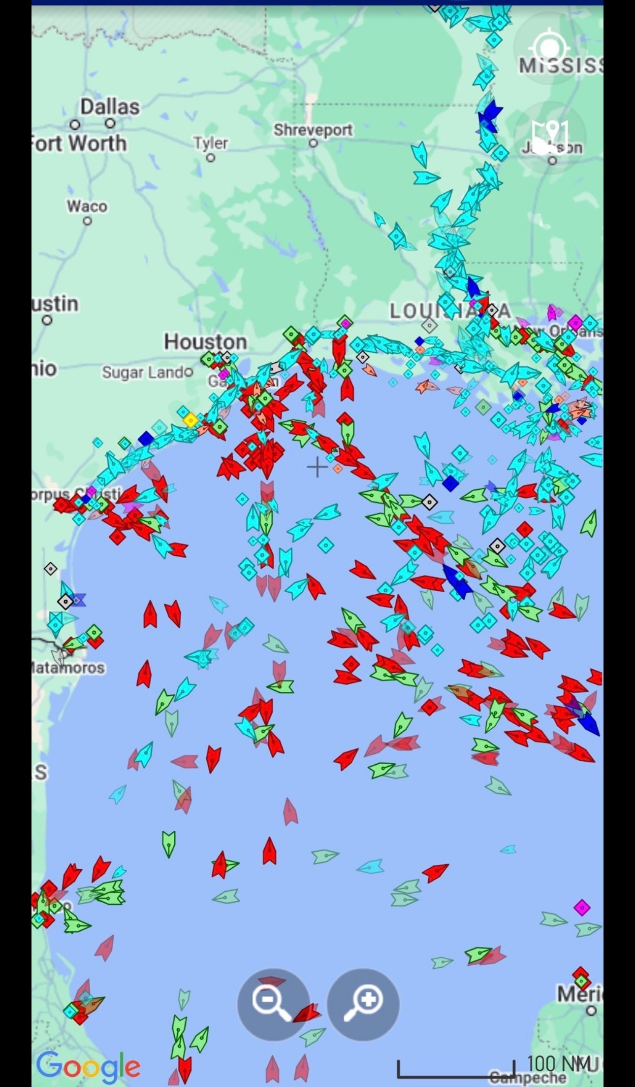 🇺🇸⛽️🌍川普真的很会做生意：伊朗封锁海峡，全世界跑来买美国油；美国封锁伊朗港口，伊朗一桶都卖不出去

👉 因为霍尔木兹海峡危险，大批油轮转道美国装油，绕开海峡
👉 美国现在繁忙，霍尔木兹突...