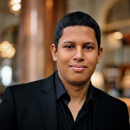 Um cidadão comum, tentando viver uma vida incomum.