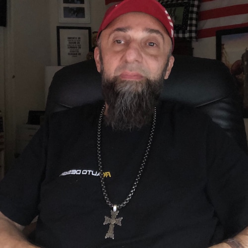 PROUDE IMMIGRANT THAT HAS LOST HIS HOMELAND, BUT THIS BEAUTIFUL LAND GAVE ME HOPE AND A BRAND NEW LIFE- WWG1WGA