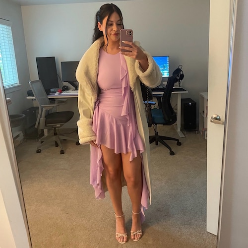 Visit Amanda C.'s profile on GETTR. View their posts, photos, videos, and connect with them on the social platform.