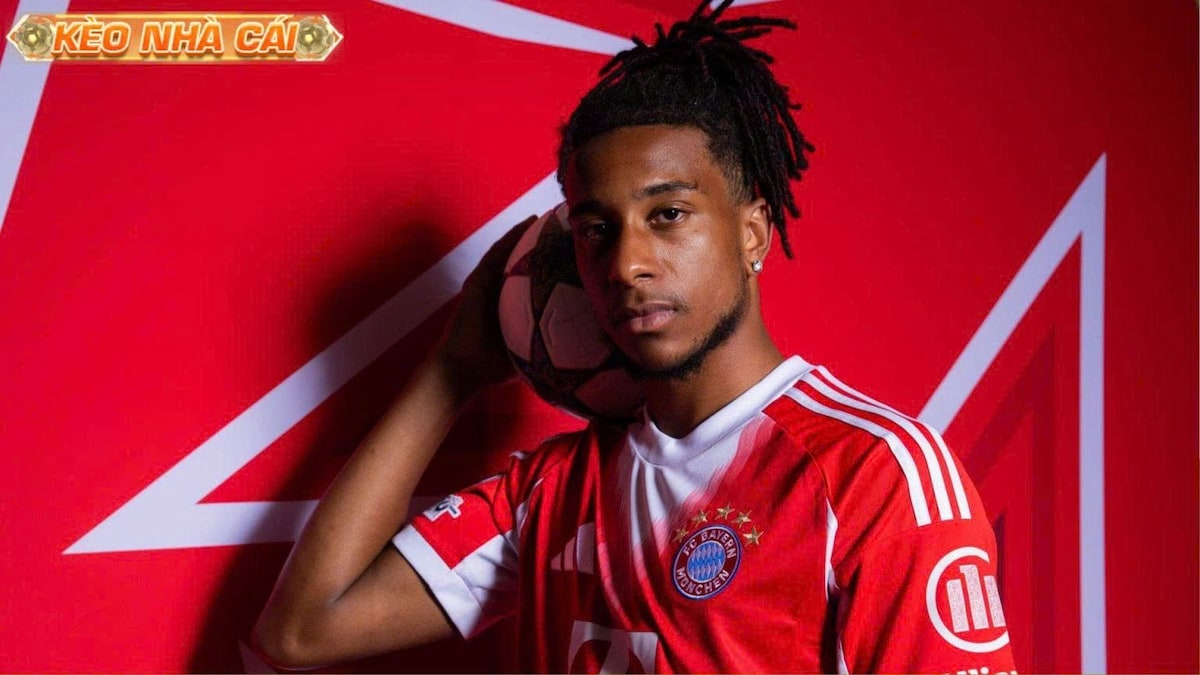 Michael Olise: “Phù thủy” mới tại Allianz Arena



Sự trỗi dậy mãnh liệt của Michael Olise đã biến a...