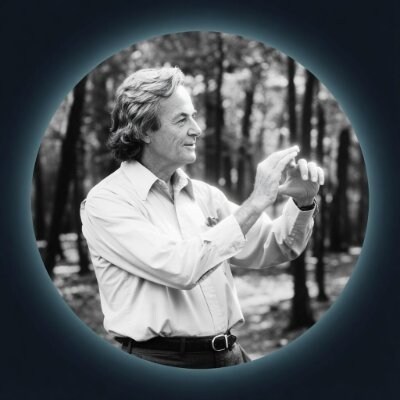 Complex Systems thinker decoding chaos in politics, AI & society