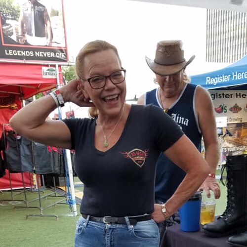 Fun loving but FED-UP 100% Patriot married for a loooong time to a fellow Patriot.  Animal lover (2 dogs and a cockatiel...