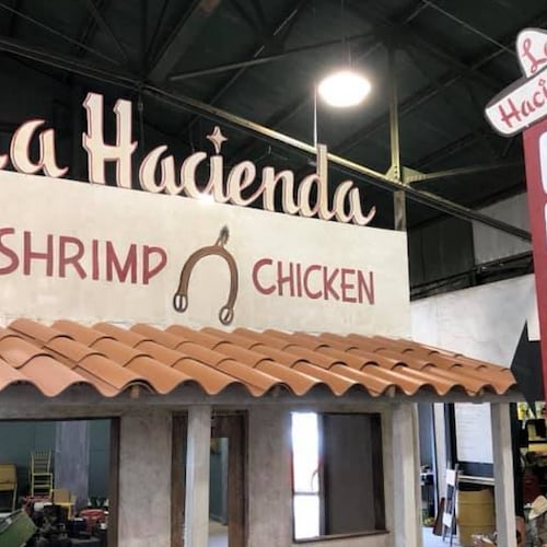 Old conservative. 45 is still my President....Trump won! Air Force One over Imperial Valley/El Centro, CA .. Now living ...