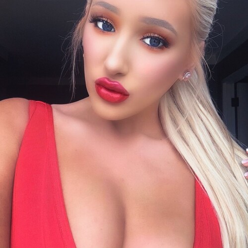 Skipping through life one puddle at a time ☔️