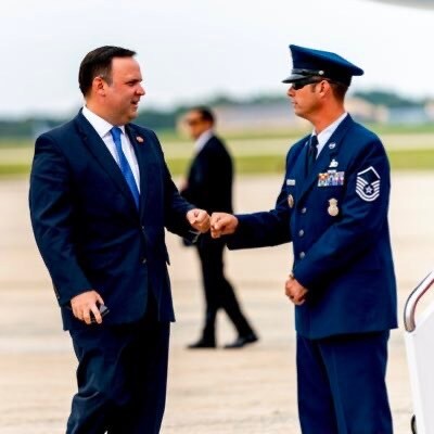 FAN ACCOUNT - Former White House Deputy Chief of Staff & Director of Social Media, 1/20/2017-1/20/2021. Senior Advisor, ...