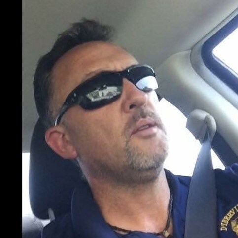 retired US Coast Guard, current LEO, father, Christian, constitutional conservative, America Fisrt. God and Country.
