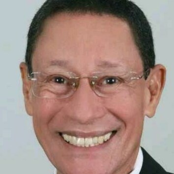 Político e Empresário do ramo de Madeiras.