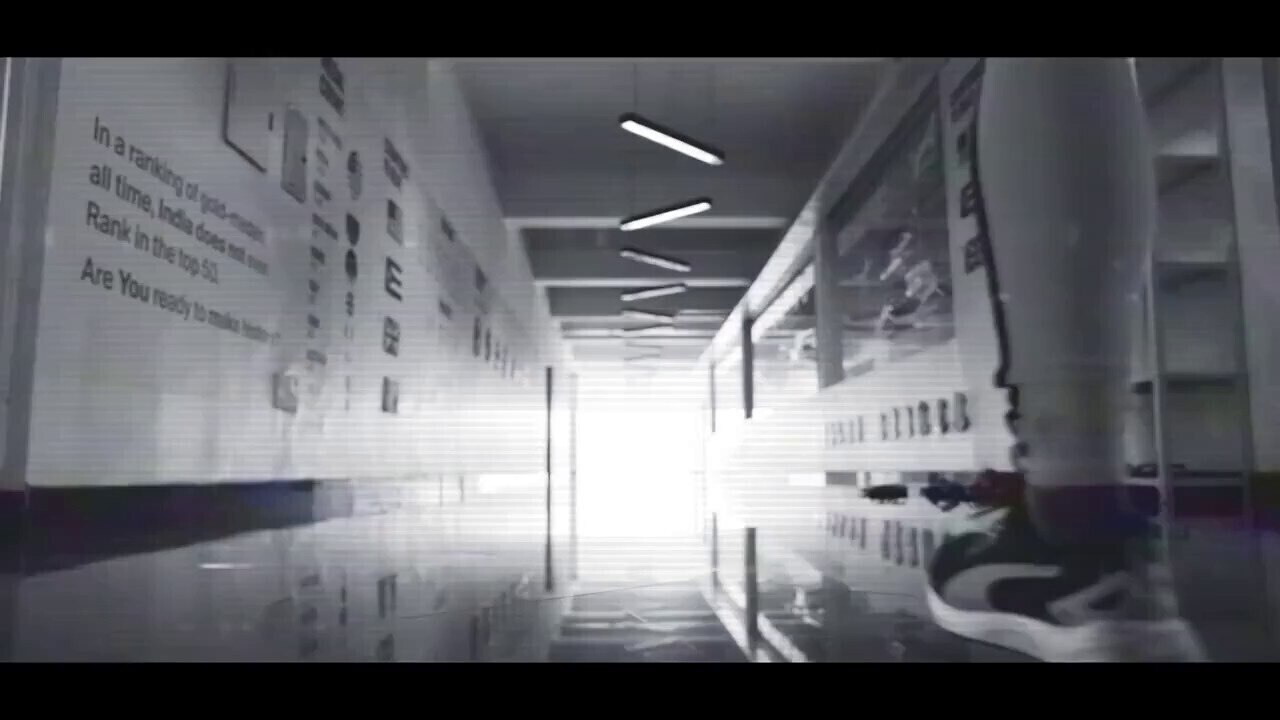 Padma Vibhushan #MaryKom  is the only female boxer to win a medal in each of 7 World Championships, ...