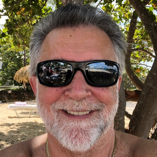 Pureblood Patriot 🇺🇸🇺🇸🇺🇸 Never ever ever ever give up your guns 💪 they are the only things saving America right n...