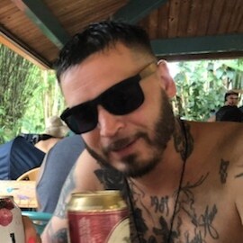 Last logical man in a land of lunacy... 
#DadLife 
#HispanicsforTrump
#FloridaMan 
#RIPREDD