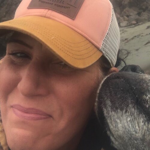 Mother of Humans + Animals Farmborn Dreamer +Do'er Shameless Homebody + Collector of ❤️s.  American Pie Baker + Undercov...