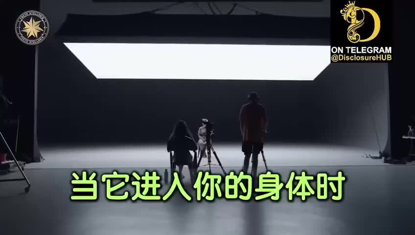 2022-8-23《避风港HAVEN》89
死亡疫苗

这位 #蒙面爆料医生 说，
● #第1针疫苗可降低一半的人体白细胞再生能力! 人体造血系统需要8周来完成新一轮白细胞的再生，这就是为什么CDC建...