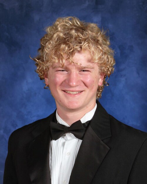 RT @BoerneISD: 🎉Congratulations to seniors Luke Garver (@SamChampionHS) and Emily Boerner (@boerneh...