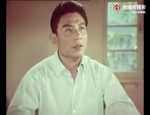 9月18号：这个视频证实了无知有理．欺骗是真理……阶级斗争将从杀富豪从新在大陆开始……这幅德行特别像路大脑骗的亲爹呀……