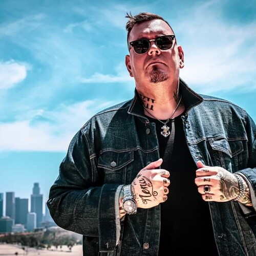 Jesus Lover, Film Maker, Author, and a 2022 congressional candidate. Faith, Family & Freedom!