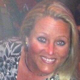 Happily married American Patriot! God, family and football. 🇺🇸 🏈