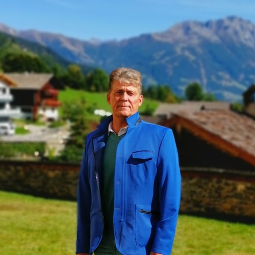 As long as human unity strives for power and greed and indulges in mammon, we will not be able to immerse ourselves in t...