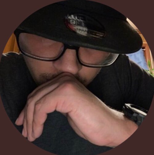 Proud Hispanic American. Thankful to be raising my daughter in such a great country.