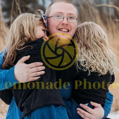 Just trying to make my way int this crazy new world we live in! 
Im a retired army vet and cuss a lot. love trump and lo...