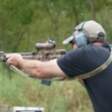 🇺🇸KY🇺🇸
⭐American⭐Patriot
⭐Navy Vet
⭐2A
⭐Firearms 
⭐God, Country🇺🇸, Family, and Harley's⭐
⭐Bourbon Connoisseur⭐