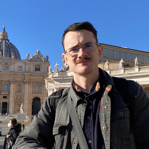 🇻🇦 Roman Catholic 🇺🇸 American Airman 🎥 Semi-pro Filmmaker 🎓 Graduate JPCU 2017